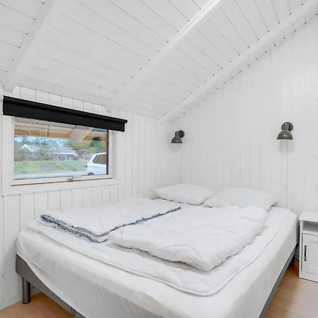 בית נופש Three-bedroom In *