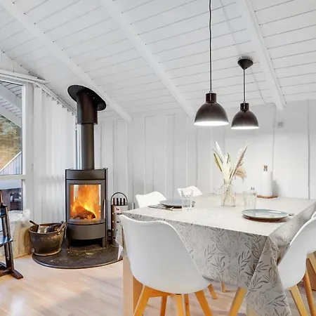 בית נופש Three-bedroom In